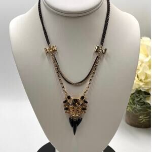 Betsey Johnson Hollywood
Glam Leopard Tiger Head Dangle Bow Gold Necklace